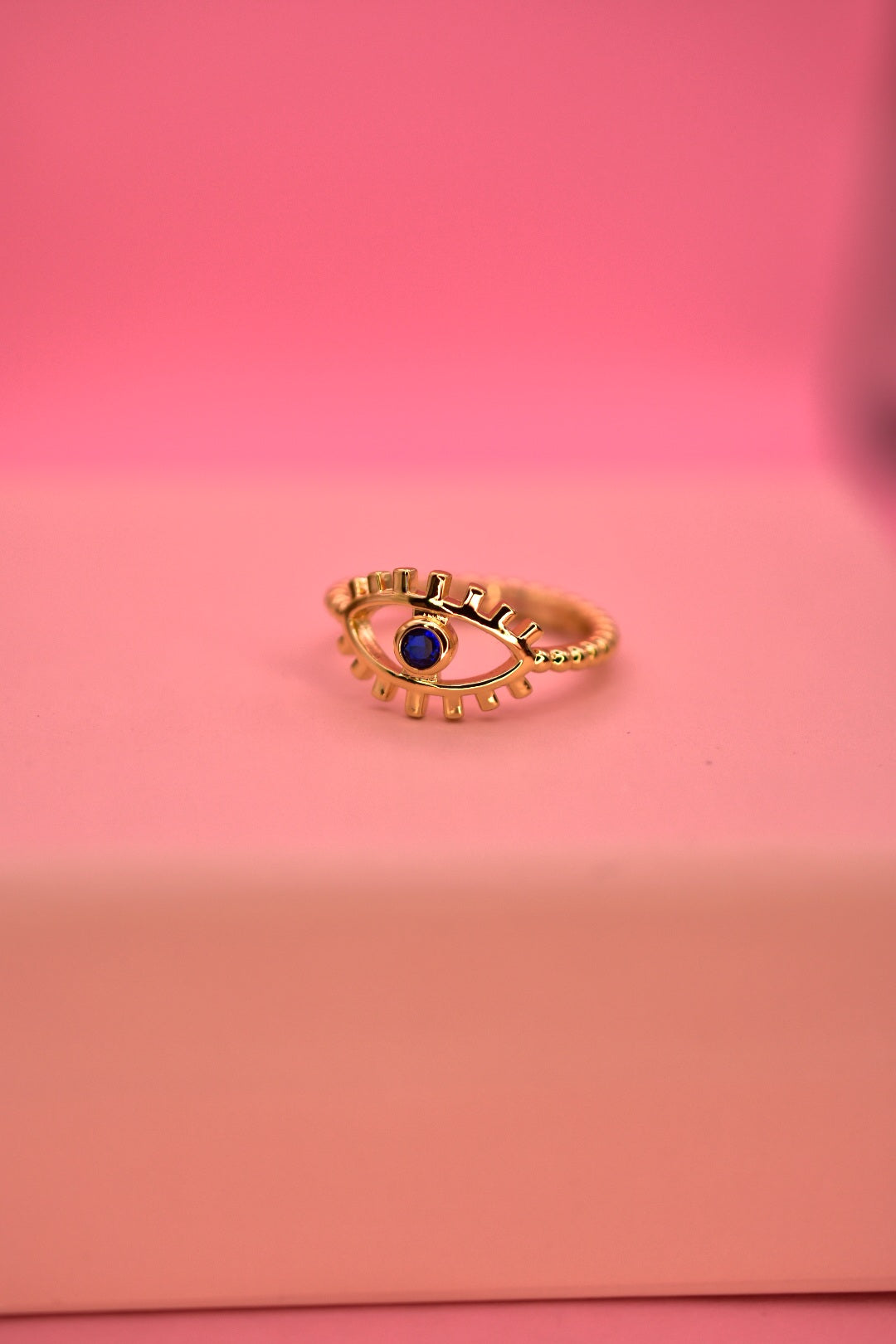 Anillo Ojo Pestañas Grande