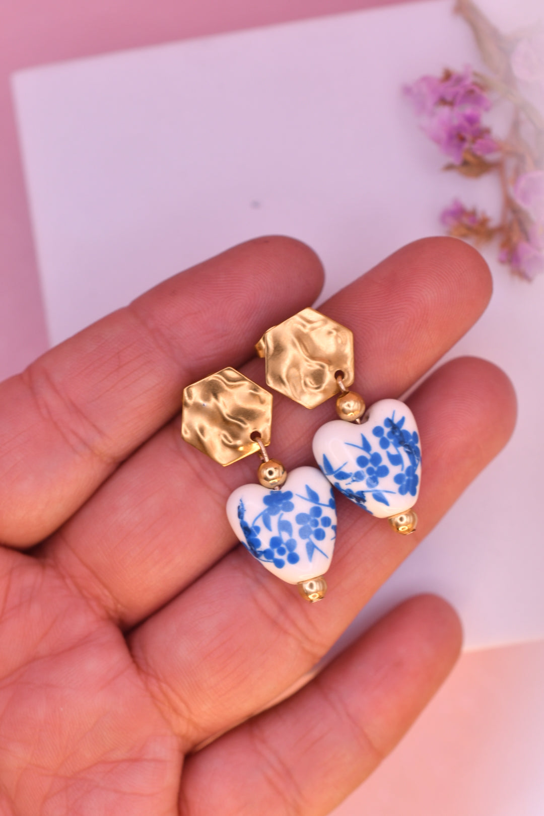 Aretes Caro